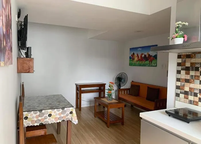 Azure C7 Balcony, Wifi, Near Mall Airport * Manila