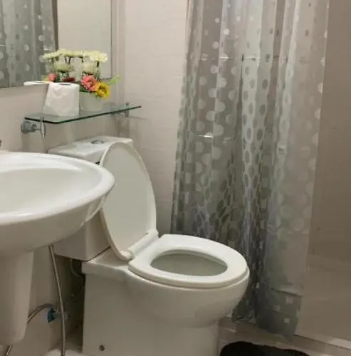 Azure C7 Balcony, Wifi, Near Mall Airport * Manila
