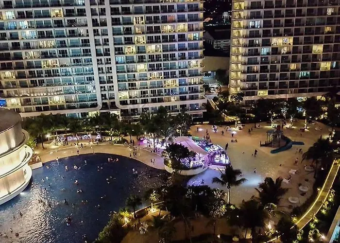 Azure C7 Balcony, Wifi, Near Mall Airport * Manila