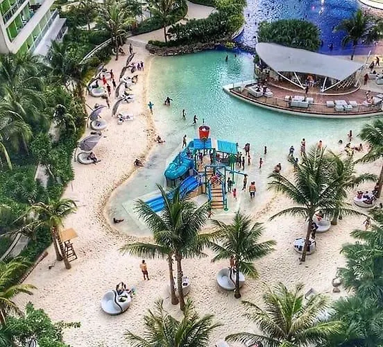Azure C7 Balcony, Wifi, Near Mall Airport Manila
