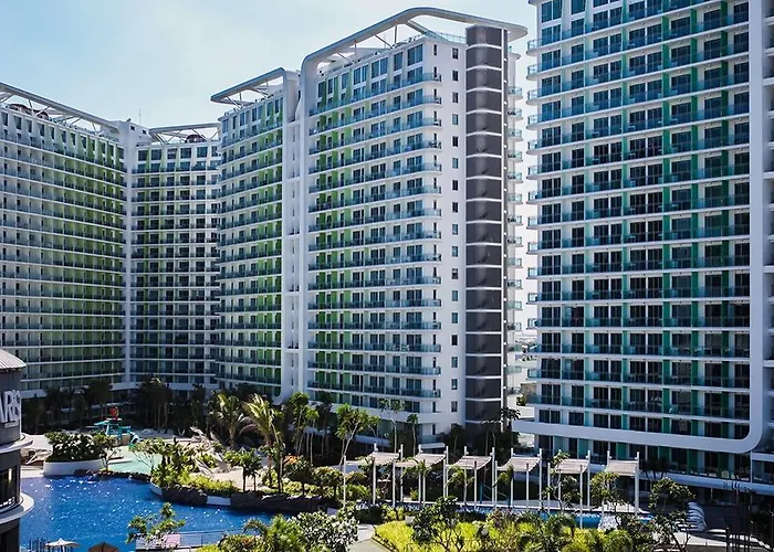 Azure C7 Balcony, Wifi, Near Mall Airport Apartment *