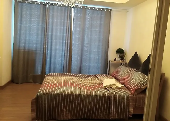 Azure C7 Balcony, Wifi, Near Mall Airport Manila