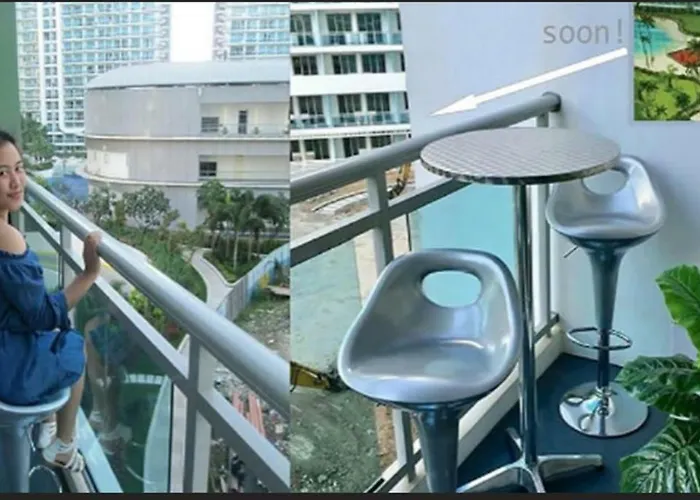 Azure C7 Balcony, Wifi, Near Mall Airport *